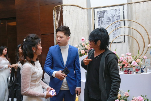 Đám cưới Duy Mạnh - Quỳnh Anh: Cô dâu, chú rể bật khóc vì xúc động - 9 Đám cưới Duy Mạnh - Quỳnh Anh: Cô dâu, chú rể bật khóc vì xúc động - 9