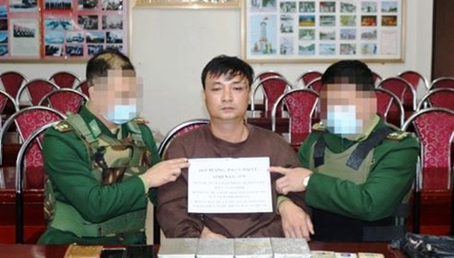 Bộ đội biên phòng bắt 1 đối tượng, thu giữ 4 bánh heroin - 1 Bộ đội biên phòng bắt 1 đối tượng, thu giữ 4 bánh heroin - 1