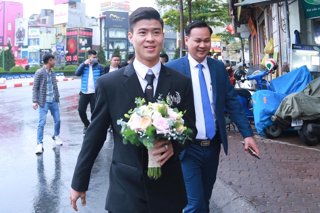 Đám cưới Duy Mạnh - Quỳnh Anh: Cặp đôi trao nhẫn, chính thức là vợ chồng - 25 Đám cưới Duy Mạnh - Quỳnh Anh: Cặp đôi trao nhẫn, chính thức là vợ chồng - 25
