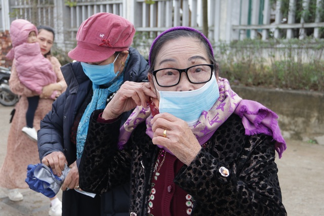Cưới thời virus corona, Duy Mạnh cùng vợ chăm chỉ rửa tay diệt khuẩn - 9 Cưới thời virus corona, Duy Mạnh cùng vợ chăm chỉ rửa tay diệt khuẩn - 9