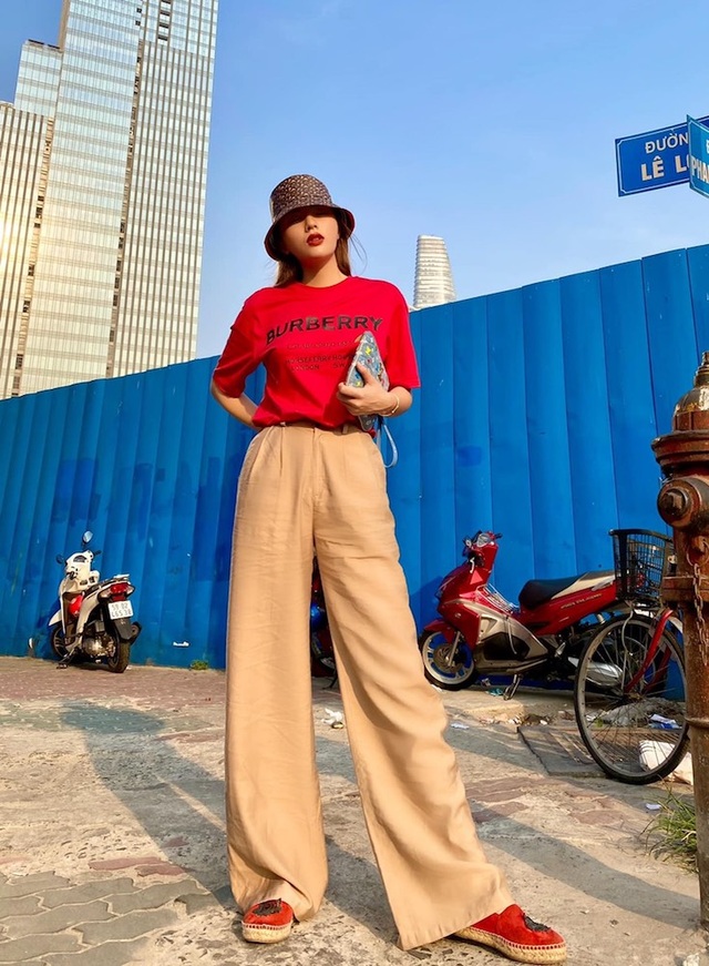 Minh Hằng, Khánh My diện đồ bơi khoe ba vòng nóng bỏng - 7