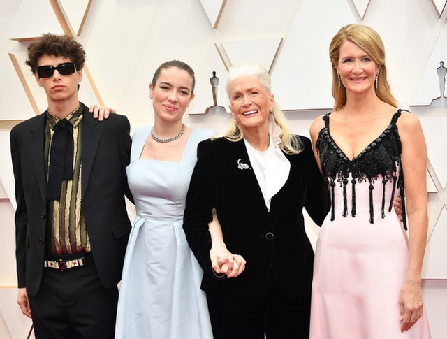 Sao dập dìu váy áo dự lễ trao giải Oscar 2020 - 15 Sao dập dìu váy áo dự lễ trao giải Oscar 2020 - 15