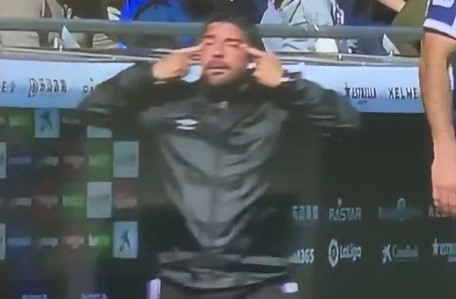 Thần đồng Nhật Bản bị HLV đội nhà phân biệt chủng tộc khi đá ở La Liga - 1 Thần đồng Nhật Bản bị HLV đội nhà phân biệt chủng tộc khi đá ở La Liga - 1