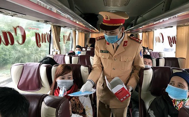Phát hiện tài xế dương tính với ma túy trên cao tốc Nội Bài - Lào Cai - 2 Phát hiện tài xế dương tính với ma túy trên cao tốc Nội Bài - Lào Cai - 2