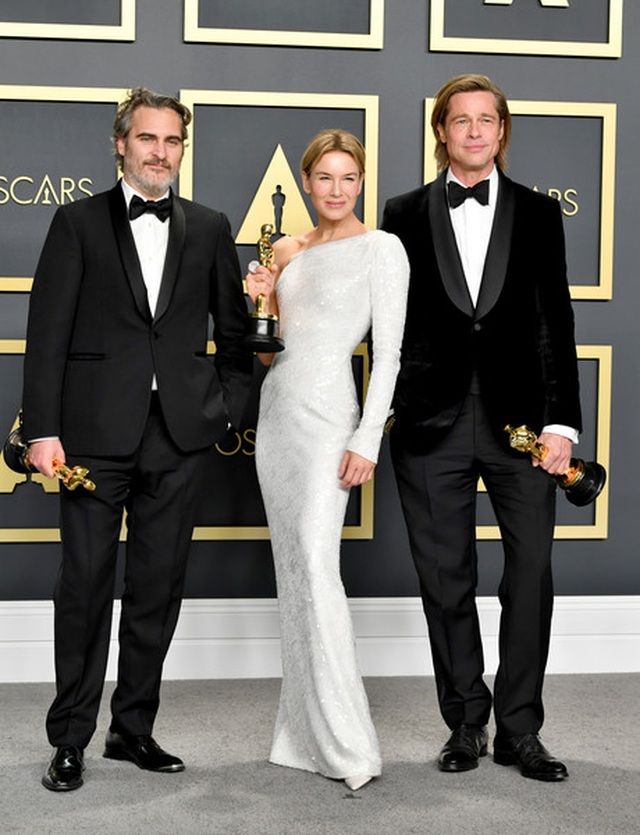 Brad Pitt rạng rỡ bên tượng vàng Oscar - 7 Brad Pitt rạng rỡ bên tượng vàng Oscar - 7