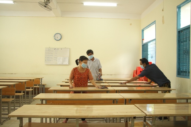 ĐBSCL: Tăng cường vệ sinh trường, lớp phòng tránh dịch bệnh Corona - 2 ĐBSCL: Tăng cường vệ sinh trường, lớp phòng tránh dịch bệnh Corona - 2