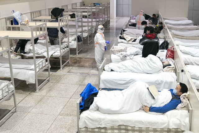 Gia đình ba thế hệ nhiễm virus corona tại Vũ Hán