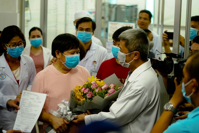 Bệnh nhân corona Trung Quốc: “Tôi may mắn khi phát hiện bệnh ở Việt Nam” - 1 Bệnh nhân corona Trung <a href=
