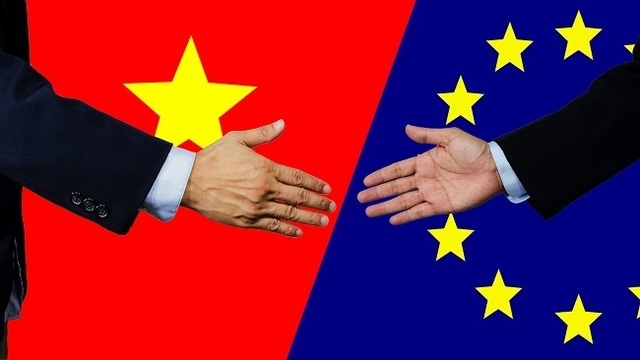 Tiến sĩ Cấn Văn Lực: Muốn vào EU, doanh nghiệp Việt đừng chơi “đánh quả” - 1 Tiến sĩ Cấn Văn Lực: Muốn vào EU, doanh nghiệp Việt đừng chơi “đánh quả” - 1