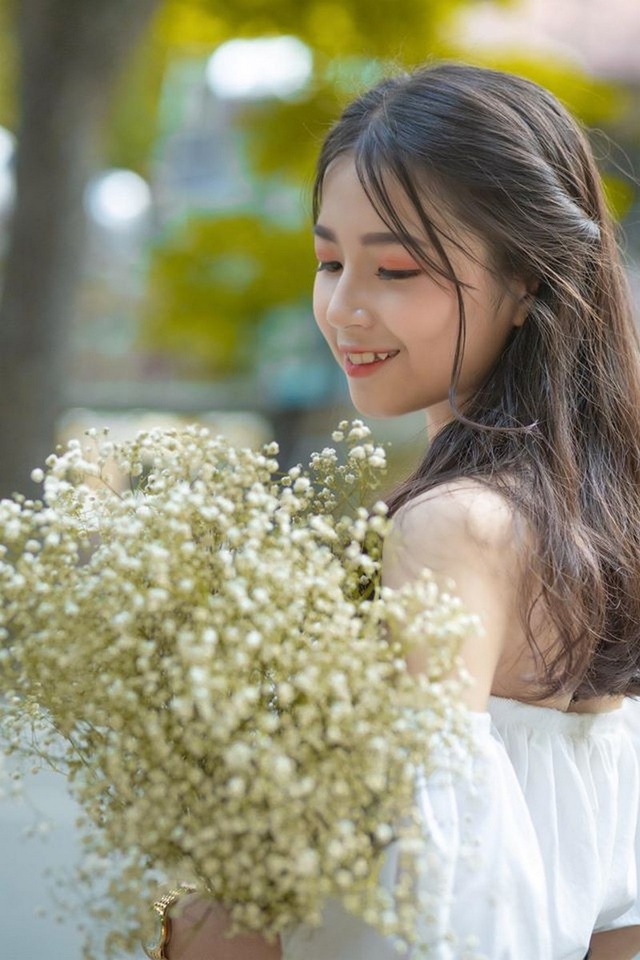 Nữ sinh Hà thành “gieo thương nhớ” với góc nghiêng xinh đẹp - 3 Nữ sinh Hà thành “gieo thương nhớ” với góc nghiêng xinh đẹp - 3