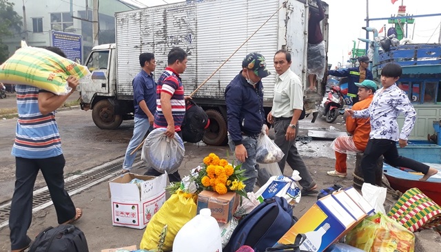 Bình Định: Ngư dân “đỏ mắt” tìm bạn thuyền vươn khơi - 3 Bình Định: Ngư dân “đỏ mắt” tìm bạn thuyền vươn khơi - 3