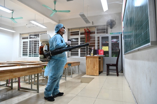 Nghệ An: Nhiều trường học chưa phun thuốc khử trùng - 1 Nghệ An: Nhiều trường học chưa phun thuốc khử trùng - 1