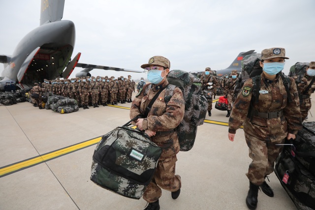 Trung Quốc điều 11 máy bay quân sự chở hàng nghìn quân y “giải cứu” Vũ Hán - 4