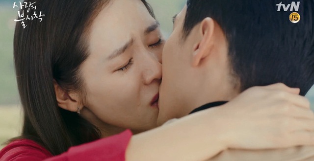Cái kết ngọt ngào cho Huyn Bin và Son Ye Jin trong Hạ cánh nơi anh - 3 Cái kết ngọt ngào cho Huyn Bin và Son Ye Jin trong Hạ cánh nơi anh - 3