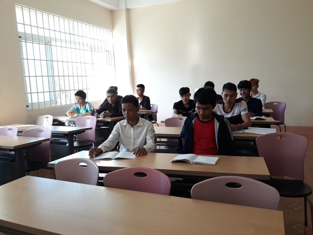Đắk Lắk: Một số cơ sở giáo dục nghề nghiệp vẫn cho HS-SV đi học bình thường - 3 Đắk Lắk: Một số cơ sở giáo dục nghề nghiệp vẫn cho HS-SV đi học bình thường - 3