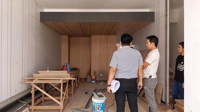 Nhà mặt phố, chằng chịt dây điện lột xác đẹp như biệt thự sau cải tạo - 2