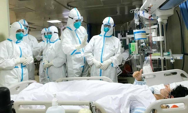 Số người chết vì virus corona ở Trung Quốc lên 2.345 - 1
