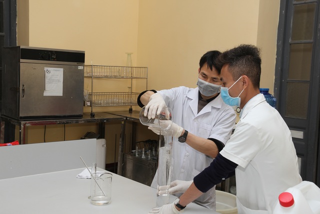 Học sinh Thủ đô gửi lời nhắn xúc động đến người dân tâm dịch Vĩnh Phúc - 5 Học sinh Thủ đô gửi lời nhắn xúc động đến người dân tâm dịch Vĩnh Phúc - 5