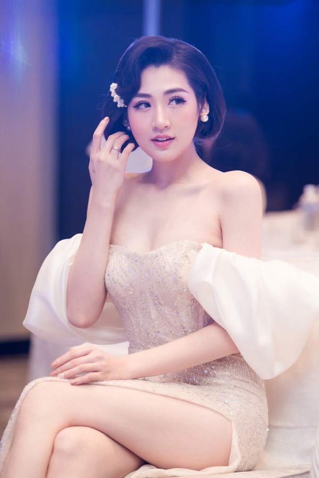 Hội bạn thân toàn mỹ nhân của Hoa hậu Ngọc Hân đều đã yên bề gia thất - 16 Hội bạn thân toàn mỹ nhân của Hoa hậu Ngọc Hân đều đã yên bề gia thất - 16