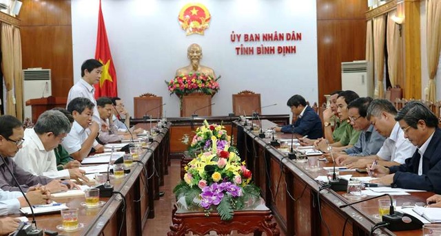 Nhiều tàu cá vi phạm vùng biển, PCT tỉnh “truy” trách nhiệm giám đốc sở - 1 Nhiều tàu cá vi phạm vùng biển, PCT tỉnh “truy” trách nhiệm giám đốc sở - 1