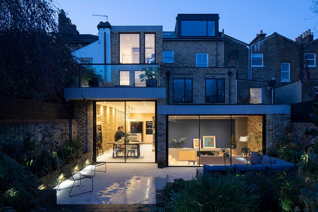 Bất ngờ căn biệt thự đắt giá ở London được cải tạo từ bãi đậu xe cũ - 10