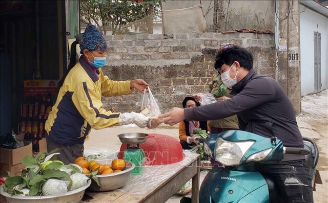 Cuộc sống thường ngày nơi tâm dịch Sơn Lôi - Vĩnh Phúc - 5 Cuộc sống thường ngày nơi tâm dịch Sơn Lôi - Vĩnh Phúc - 5