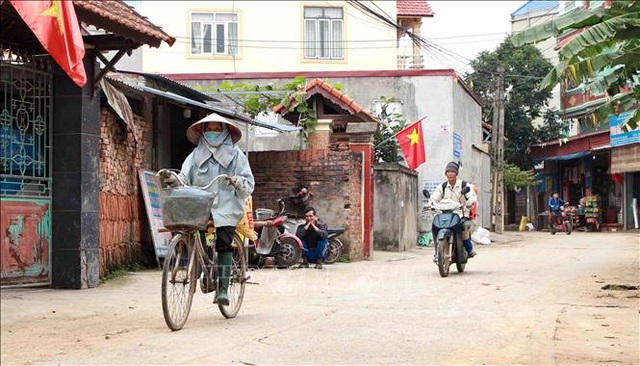 Cuộc sống thường ngày nơi tâm dịch Sơn Lôi - Vĩnh Phúc - 12 Cuộc sống thường ngày nơi tâm dịch Sơn Lôi - Vĩnh Phúc - 12