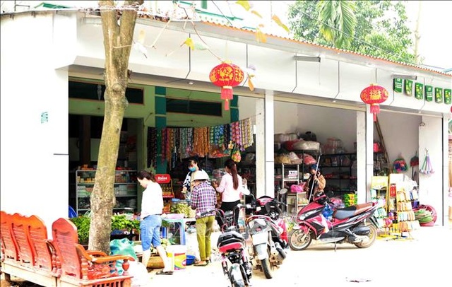 Cuộc sống thường ngày nơi tâm dịch Sơn Lôi - Vĩnh Phúc - 6 Cuộc sống thường ngày nơi tâm dịch Sơn Lôi - Vĩnh Phúc - 6
