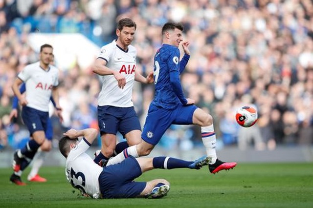 Chelsea 2-1 Tottenham: Hat-trick chiến thắng cho Lampard - Ảnh minh hoạ 10
