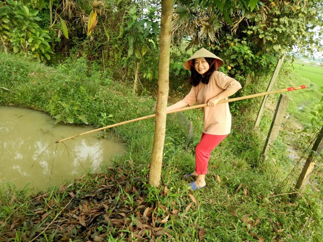 Né dịch, cô giáo đưa con về quê trải nghiệm ký ức tuổi thơ - 1 Né dịch, cô giáo đưa con về quê trải nghiệm ký ức tuổi thơ - 1