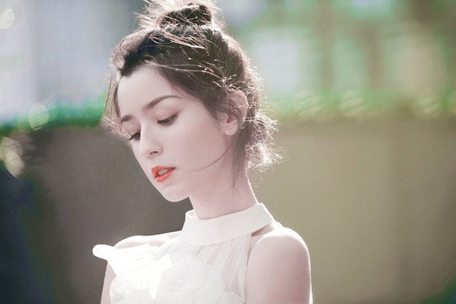 Mỹ nhân Tân Cương đáp trả khi bị nghi lộ clip “nóng” - 17 Mỹ nhân Tân Cương đáp trả khi bị nghi lộ clip “nóng” - 17