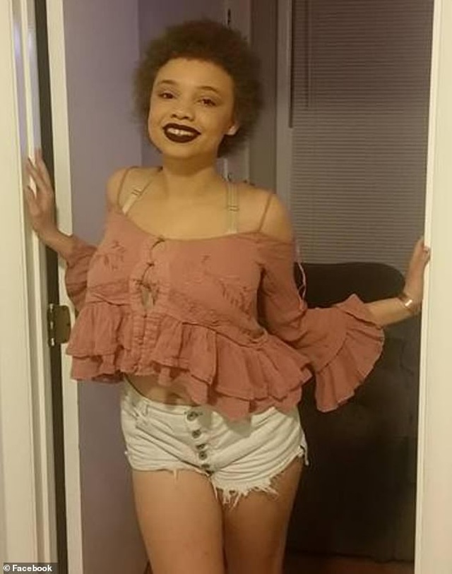 Đạo diễn Steven Spielberg xấu hổ khi con gái nuôi muốn đóng phim cấp ba - 3