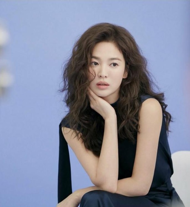 Song Hye Kyo xinh đẹp tại tuần lễ thời trang Milan - 14 Song Hye Kyo xinh đẹp tại tuần lễ thời trang Milan - 14
