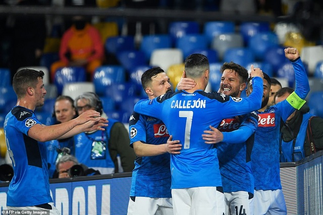 Napoli 1-1 Barcelona: Messi nhạt nhòa, Griezmann lập công - 4 Napoli 1-1 Barcelona: Messi nhạt nhòa, Griezmann lập công - 4