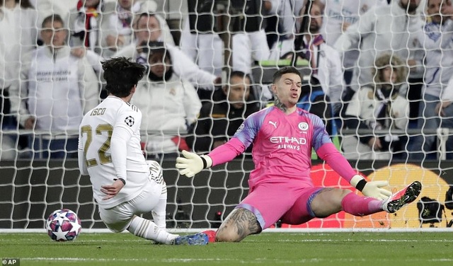 Những khoảnh khắc Man City hạ gục Real Madrid tại Bernabeu - 11