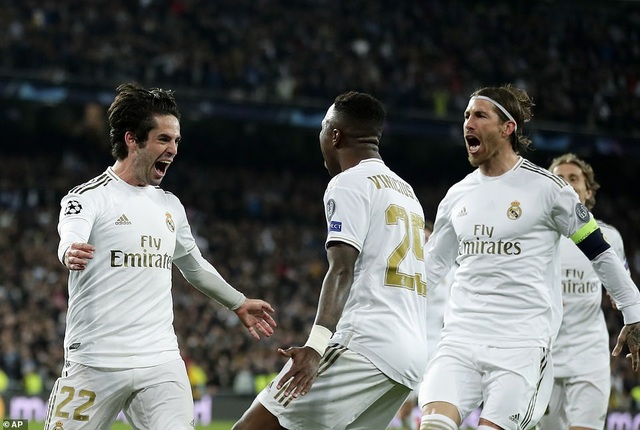 Những khoảnh khắc Man City hạ gục Real Madrid tại Bernabeu - 10