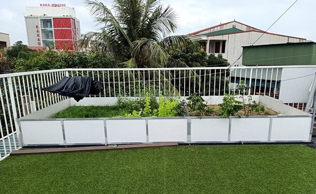 Độc đáo ngôi nhà làm bằng container giữa trung tâm phố thị - 20 Độc đáo ngôi nhà làm bằng container giữa trung tâm phố thị - 20