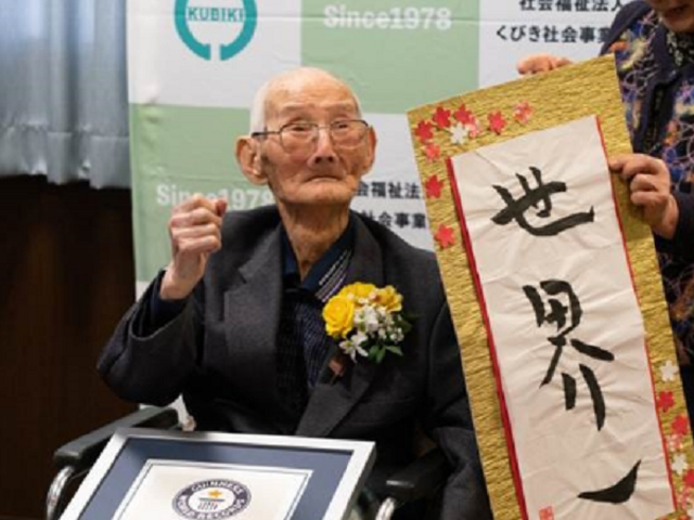 Cụ ông già nhất thế giới qua đời sau khi lập kỷ lục Guinness