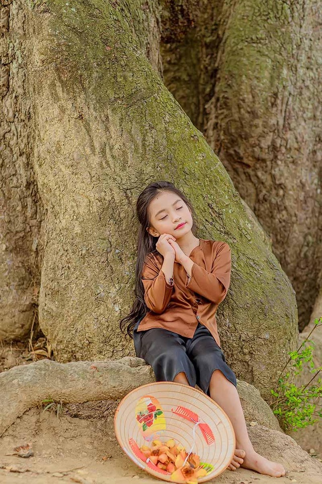 Ngắm nét xinh xắn trong veo của em bé thôn quê - 3 Ngắm nét xinh xắn trong veo của em bé thôn quê - 3