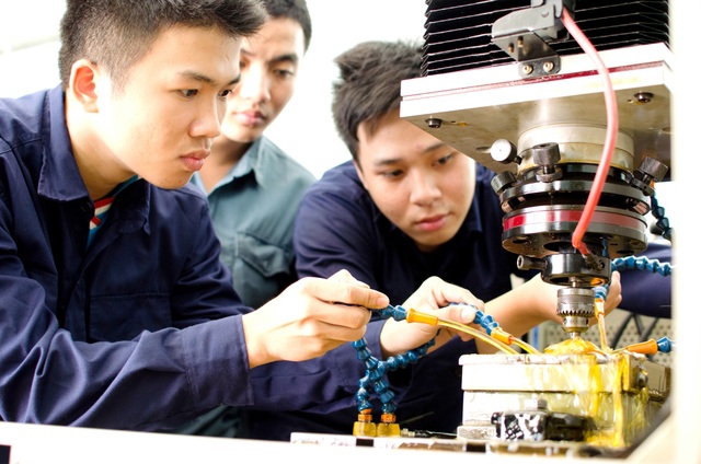 ĐH Nha Trang: Gần 12.000 SV nghỉ đến cuối tháng 3 để tránh dịch Covid-19 - 2 ĐH Nha Trang: Gần 12.000 SV nghỉ đến cuối tháng 3 để tránh dịch Covid-19 - 2
