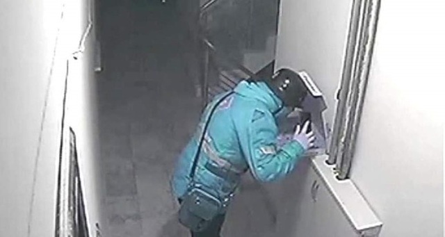 Đầu bếp khách sạn 5 sao nhổ nước bọt vào đồ ăn của thực khách - 3 Đầu bếp khách sạn 5 sao nhổ nước bọt vào đồ ăn của thực khách - 3