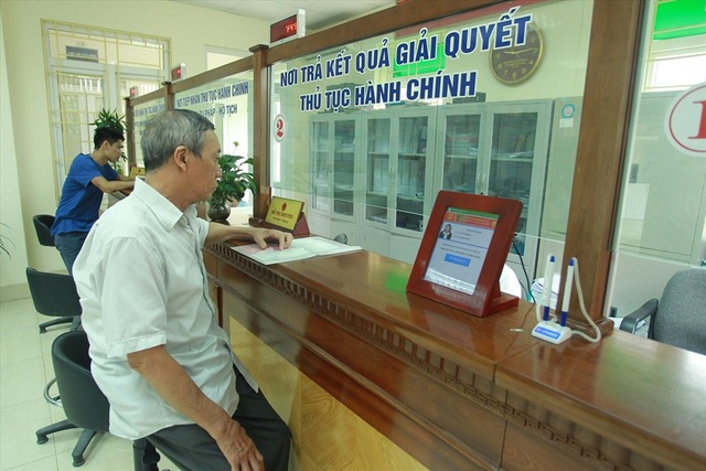 Chấn chỉnh ngay bệnh lười tiếp công dân - 1 Chấn chỉnh ngay bệnh lười tiếp công dân - 1