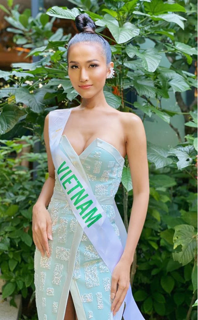 Hoài Sa lọt top 2 phần thi Tài năng Hoa hậu Chuyển giới - 10 Hoài Sa lọt top 2 phần thi Tài năng Hoa hậu Chuyển giới - 10