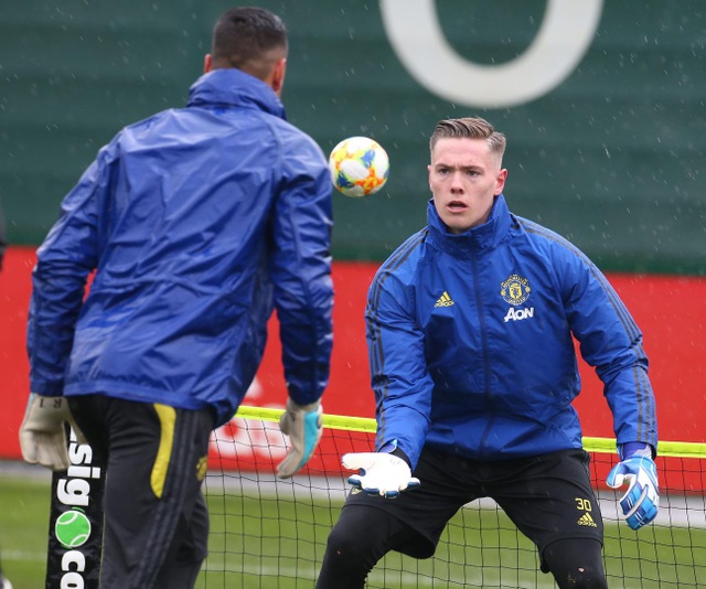 Man Utd đội mưa tập luyện chuẩn bị làm khách trước Everton - 4 Man Utd đội mưa tập luyện chuẩn bị làm khách trước Everton - 4