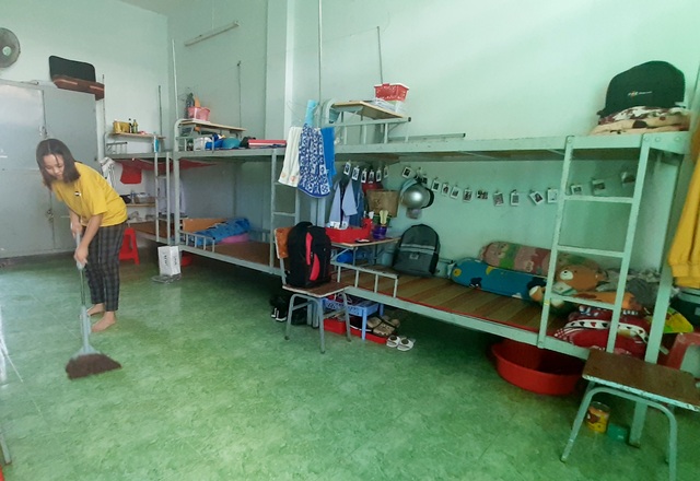 Trường đầu tiên ở Sóc Trăng đo thân nhiệt học sinh khi trở lại trường - 2