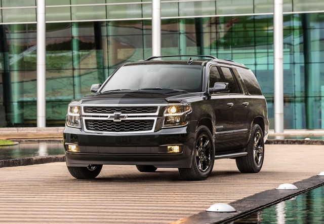 Chevrolet Suburban - Dòng xe nhà binh giữa đời thường - 18