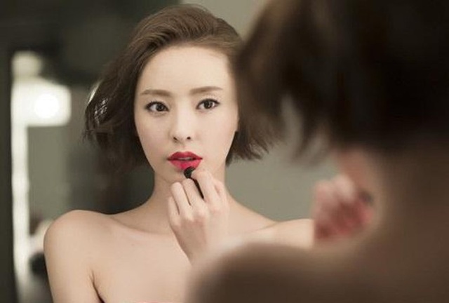 Kết đắng ngắt cho gái trẻ săn thành công chồng giàu - 1