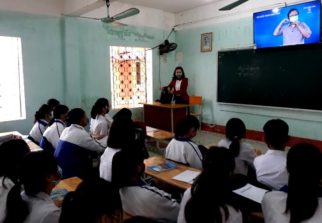 Trường học Thanh Hóa: 943 máy đo thân nhiệt, 24.566 vòi nước rửa tay - 6 Trường học Thanh Hóa: 943 máy đo thân nhiệt, 24.566 vòi nước rửa tay - 6