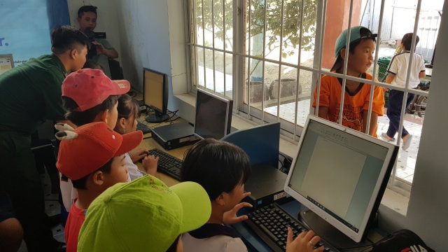 Lớp học đặc biệt giữa biển khơi - 4 Lớp học đặc biệt giữa biển khơi - 4