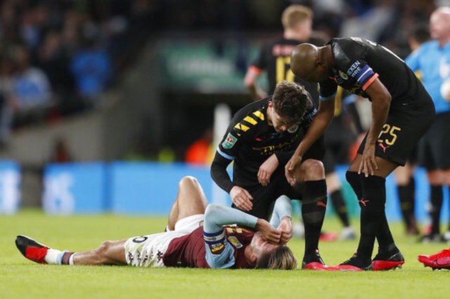 Những khoảnh khắc Man City rạng rỡ hạnh phúc, Aston Villa buồn rơi lệ - 10 Những khoảnh khắc Man City rạng rỡ hạnh phúc, Aston Villa buồn rơi lệ - 10